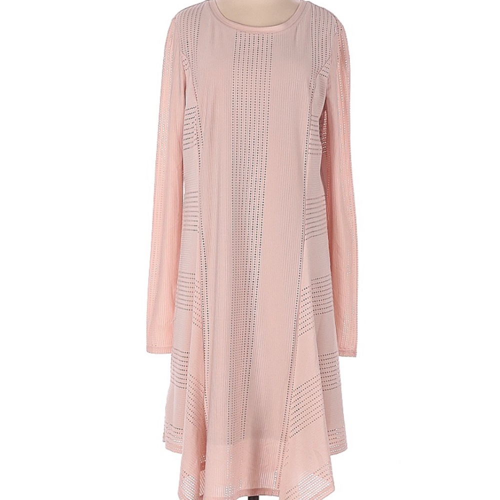 Bcbgmaxazria flowy pink dress